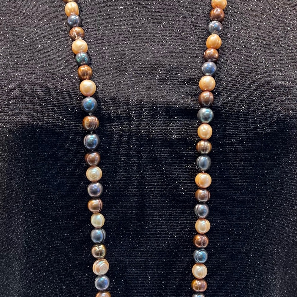Cultured Pearl Necklace